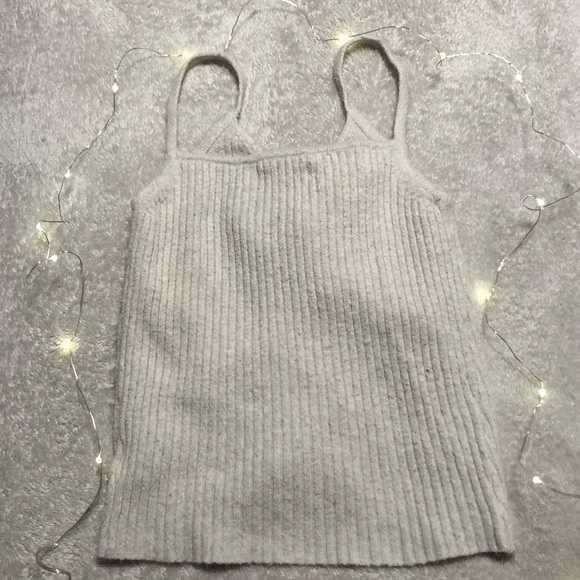 White ribbed lace up tank top ❤️ - Picture 2 of 3